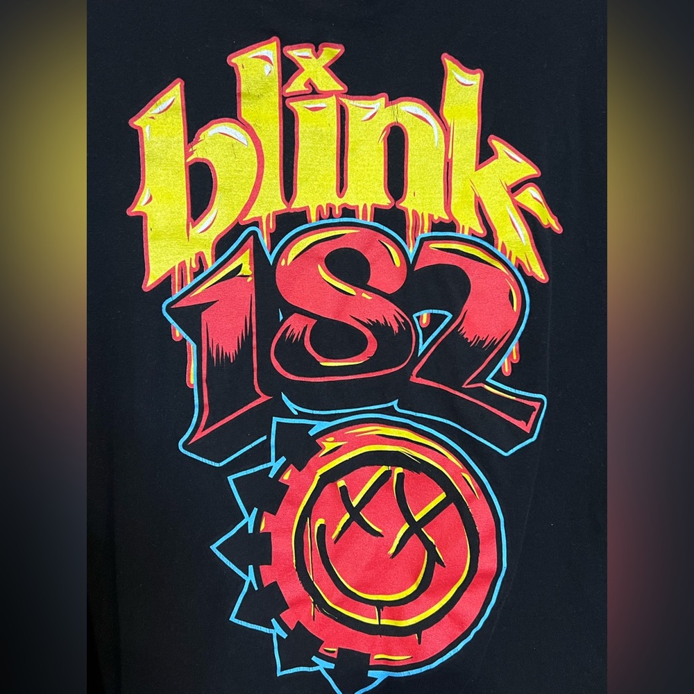 Hot Topic Men’s Blink-182 Drip T-Shirt Graphic Logo Smiley Face Retro Y2K Medium - Picture 2 of 6